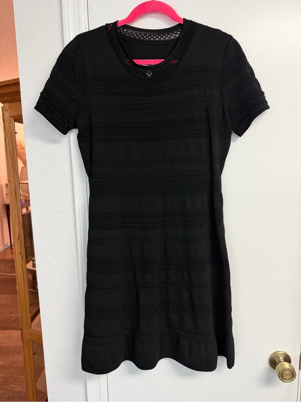 Chelsea28 SHORT SLEEVE POINTELLE KNIT FIT FLARE